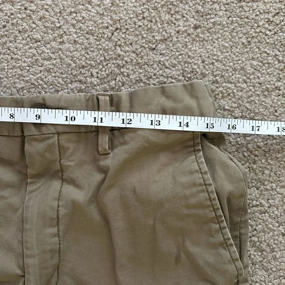 Banana Republic Lived In Chino size W29 L30